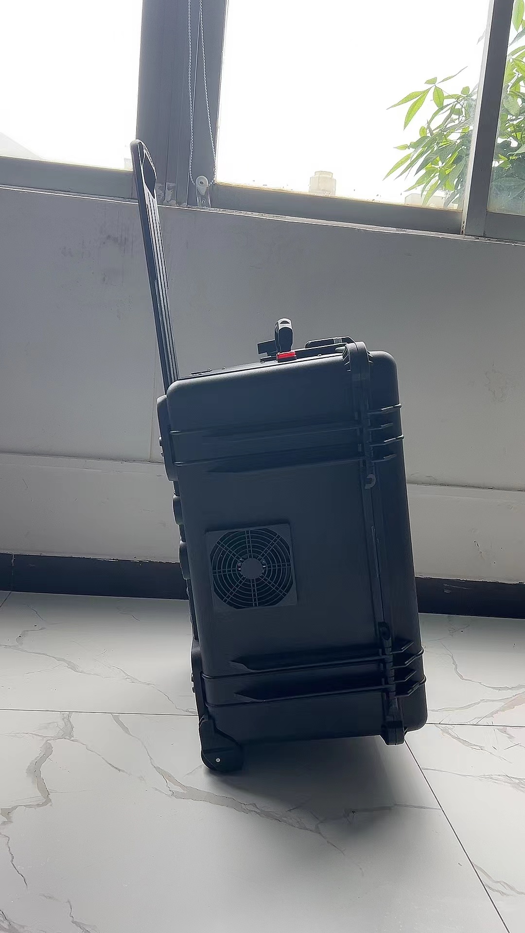 东昌府手拉箱型移动通信干扰器